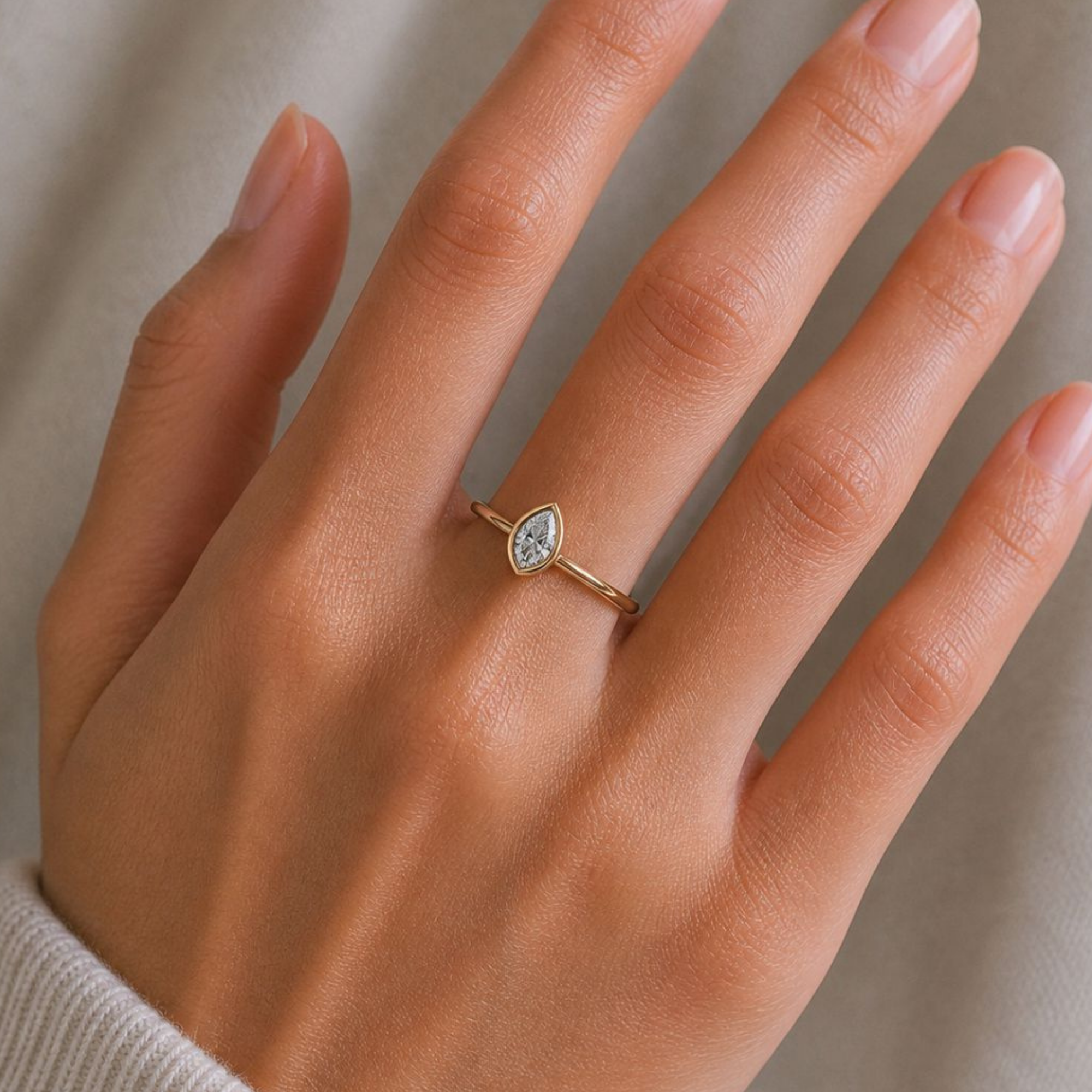 The Marquise Bezel Ring| Velmé