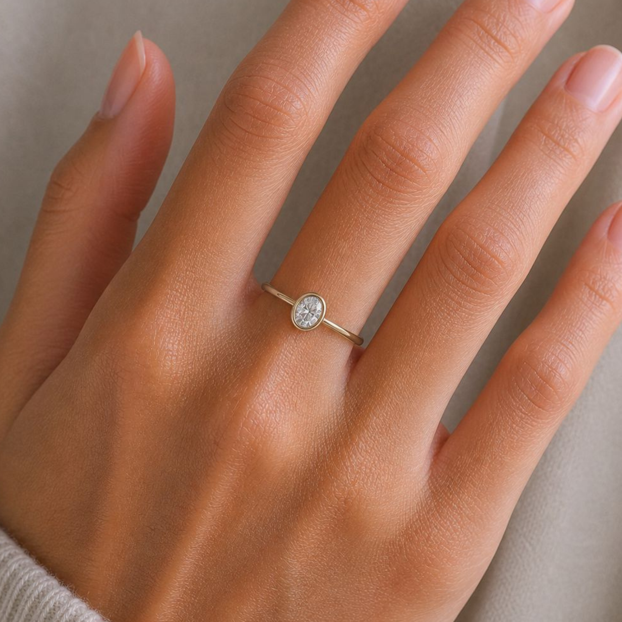 The Solitaire Oval Ring| Velmé