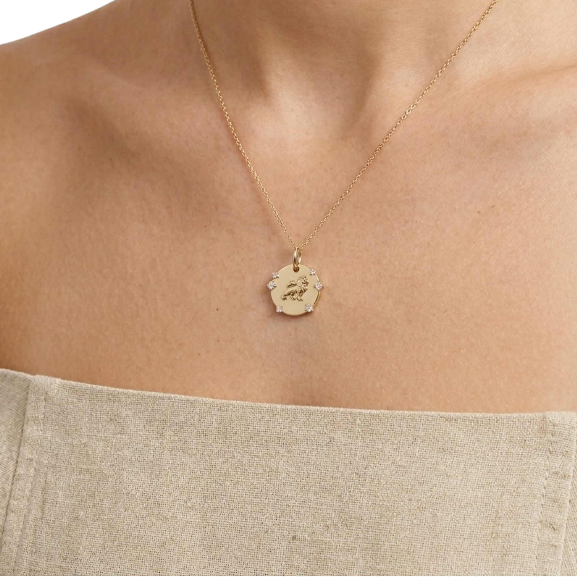 Solar Majesty | Leo Charm | Velmé