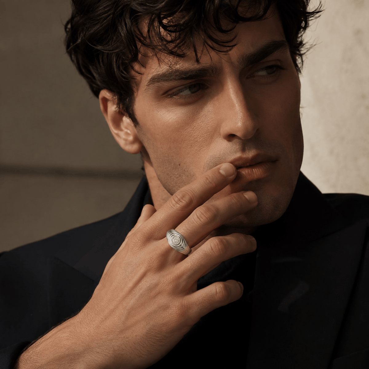 VELMÉ The Ripple 925 Silver Men’s Statement Ring | Velmé