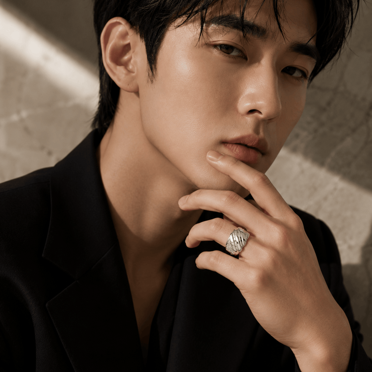 VELMÉ Apex 925 Silver Men’s Pavé Statement Ring | Velmé
