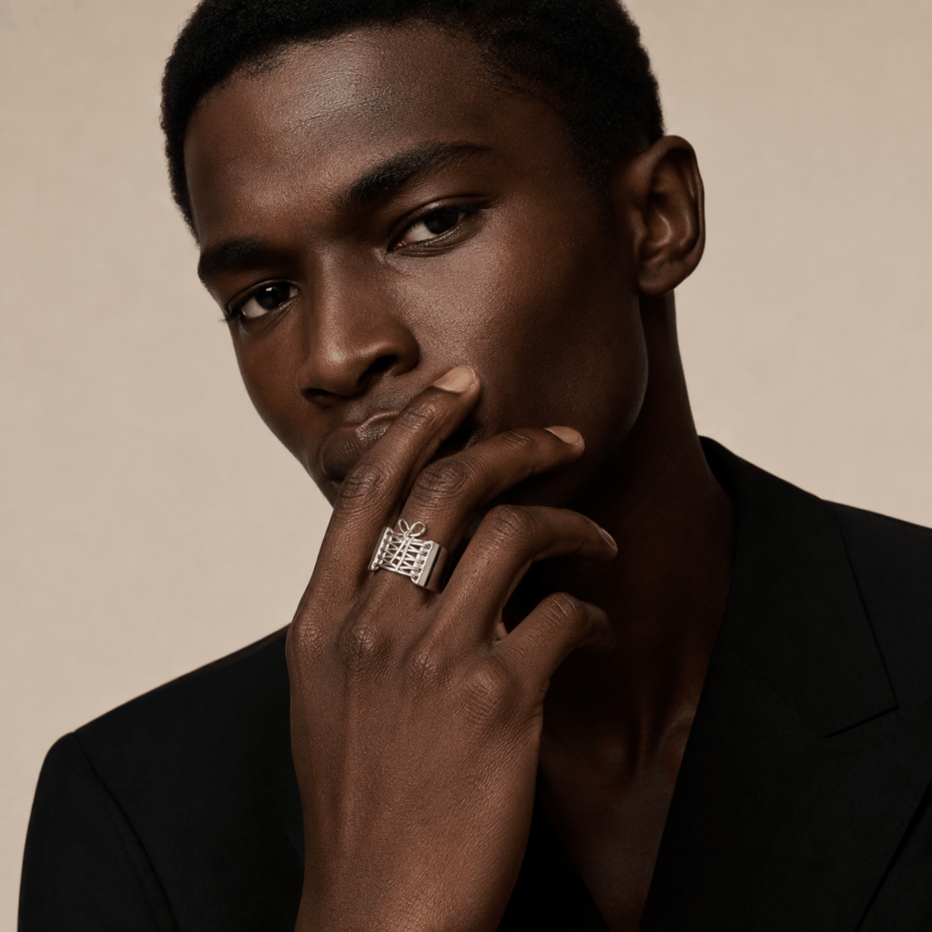 VELMÉ Shoelace 925 Silver Men’s Statement Ring | Velmé
