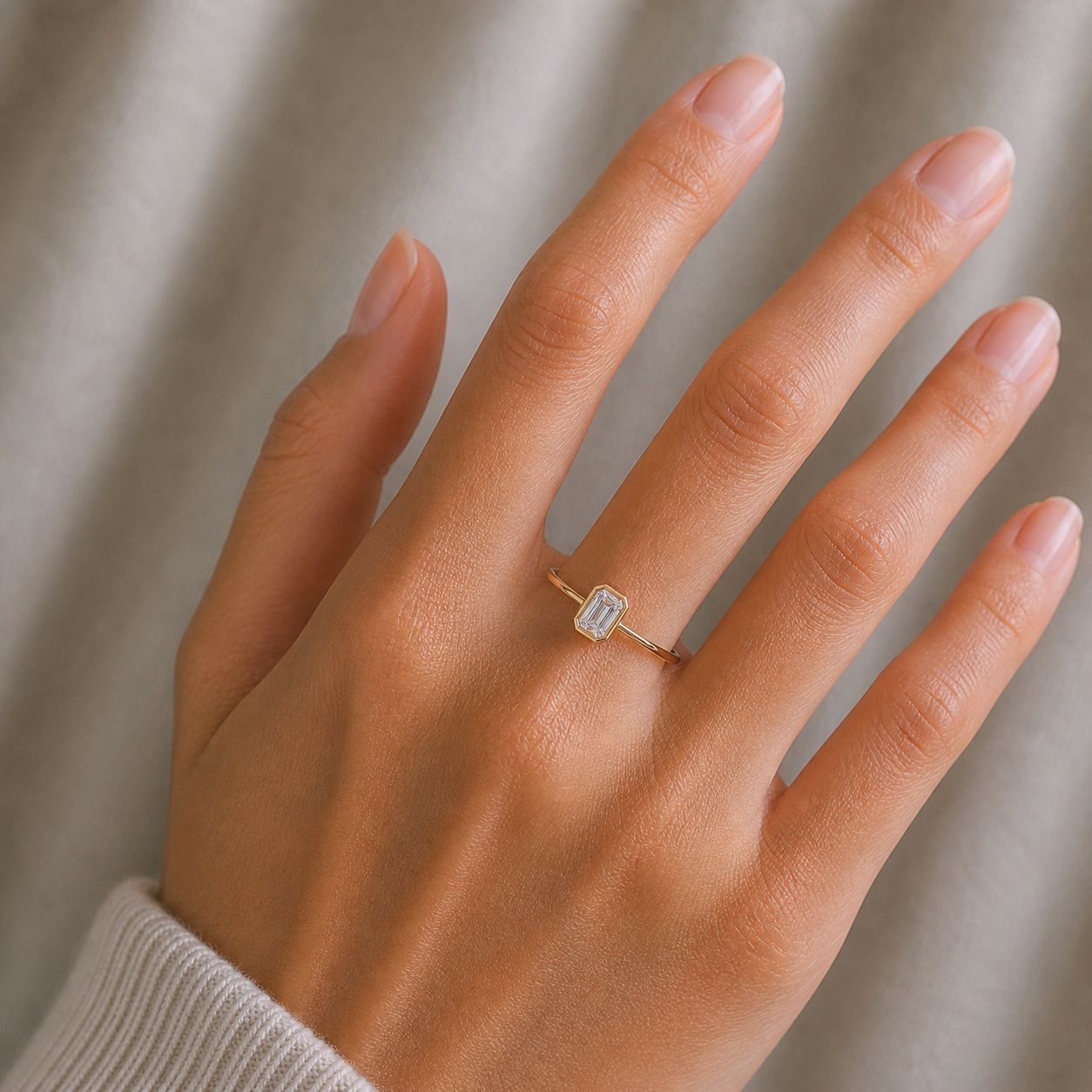 The Emerald Bezel Ring | Velmé