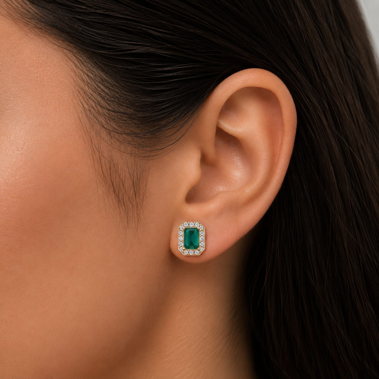 Classic Halo Solitaire Emerald Earrings | Velmé