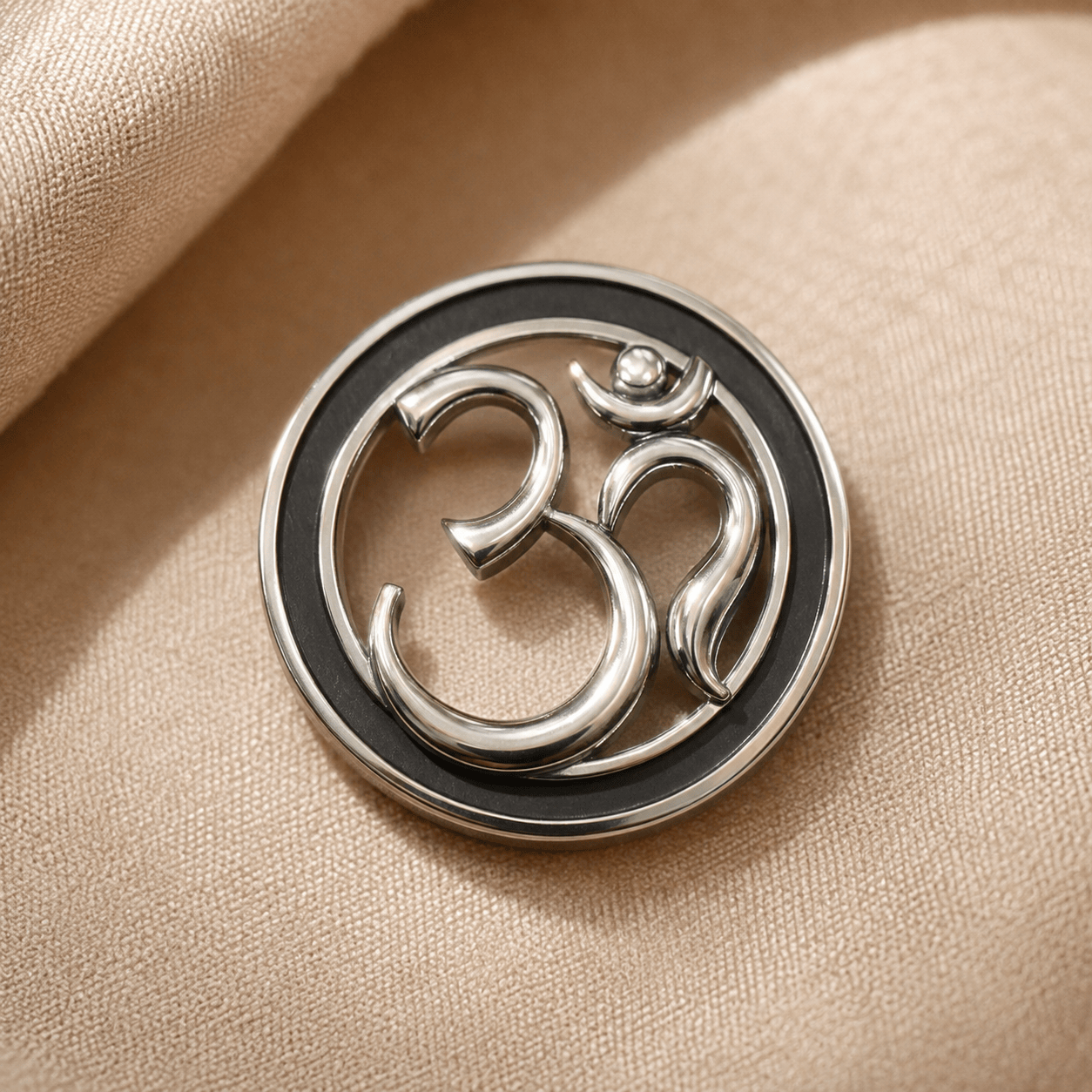 VELMÉ OM Rakhi Pendant | 925 Silver Convertible Rakhi