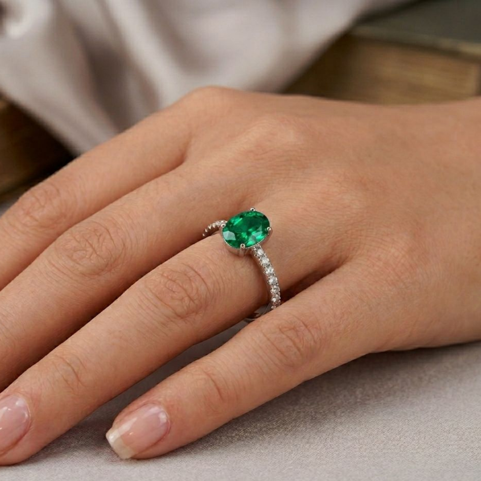 The Emerald Oval Pavé 925 Silver Ring | Velmé